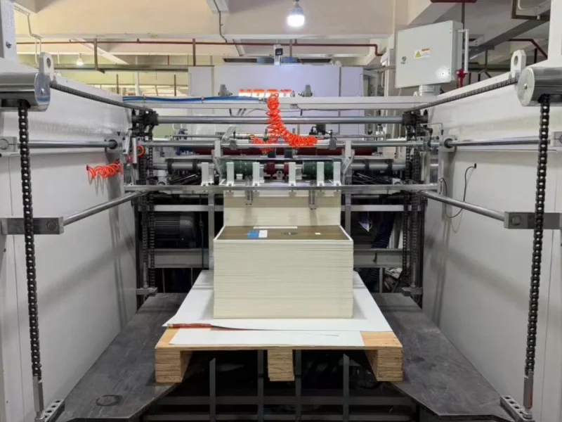 Laminating Machine