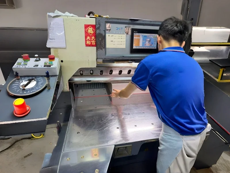 Paper Cutter (3)